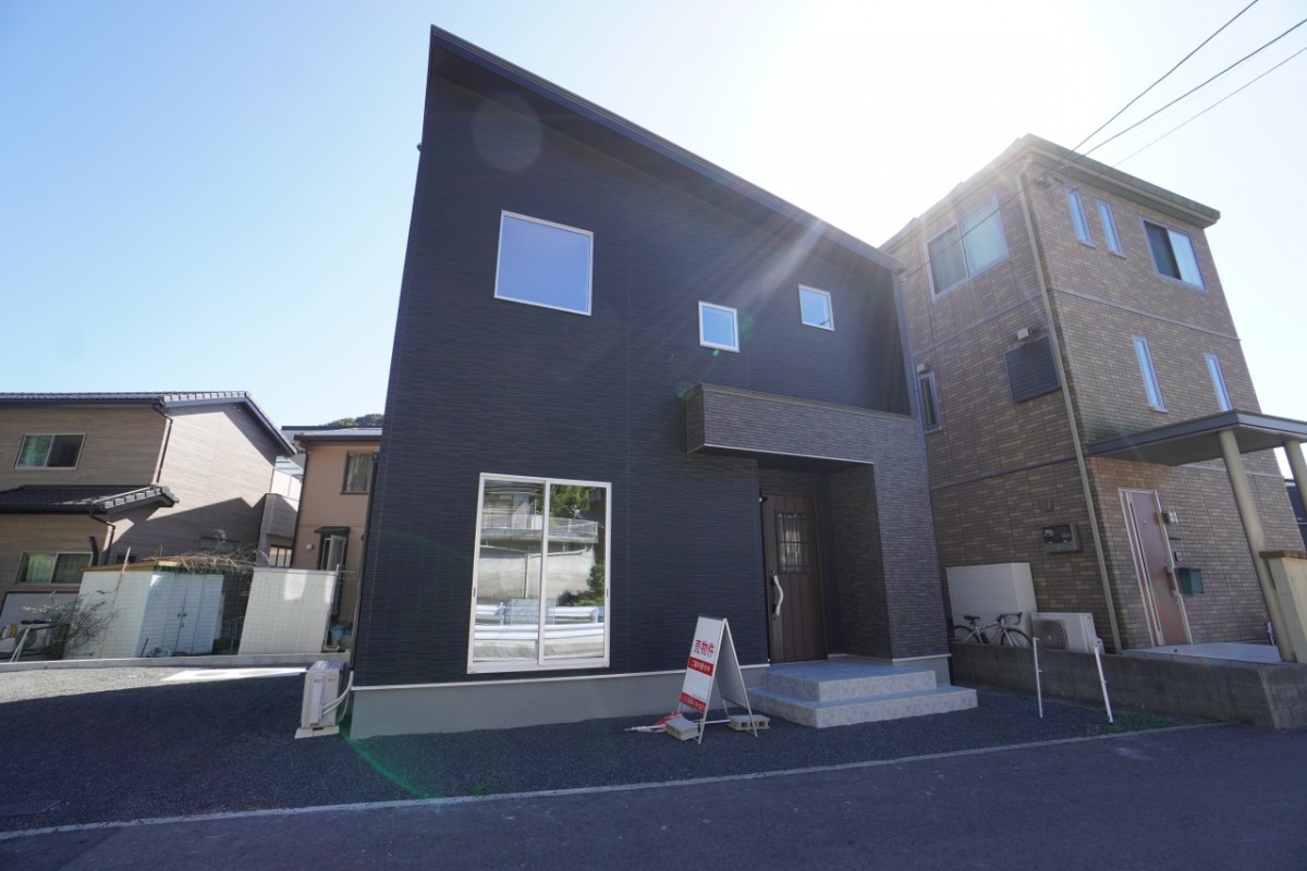 佐世保市　建売　戸建て物件