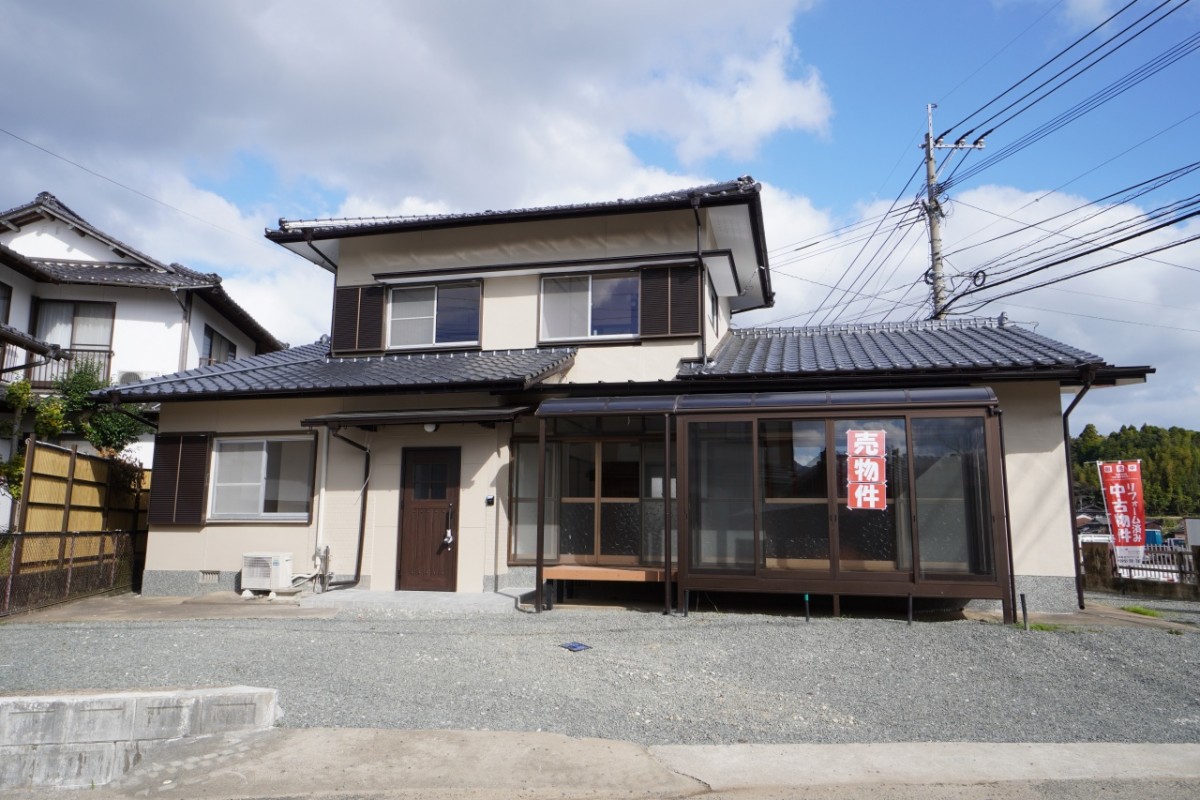 伊万里市　中古　戸建て物件